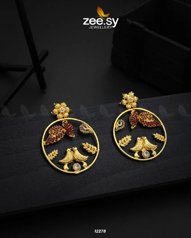 Women’s luxury diamond earrings-Nouveau Earrings