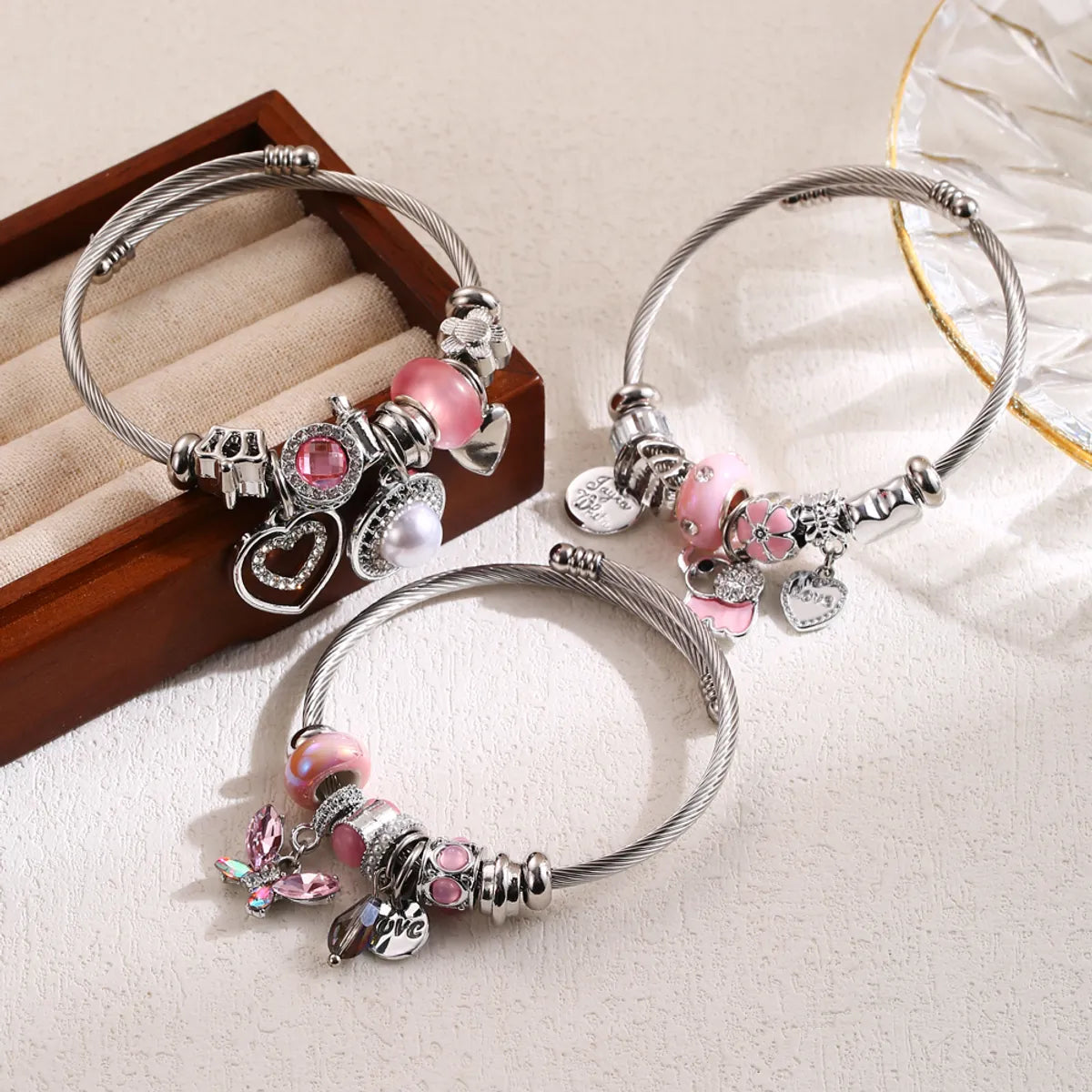 Women’s infinity bangles-Elegant Cute Heart Shape Butterfly Elephant Stainless Steel Alloy Beaded Inlay Artificial Pearls Rhinestones Bangle