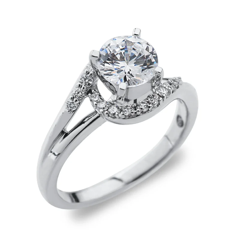 Women’s heart-shaped engagement rings-18K White Gold Diamond Engagement Ring