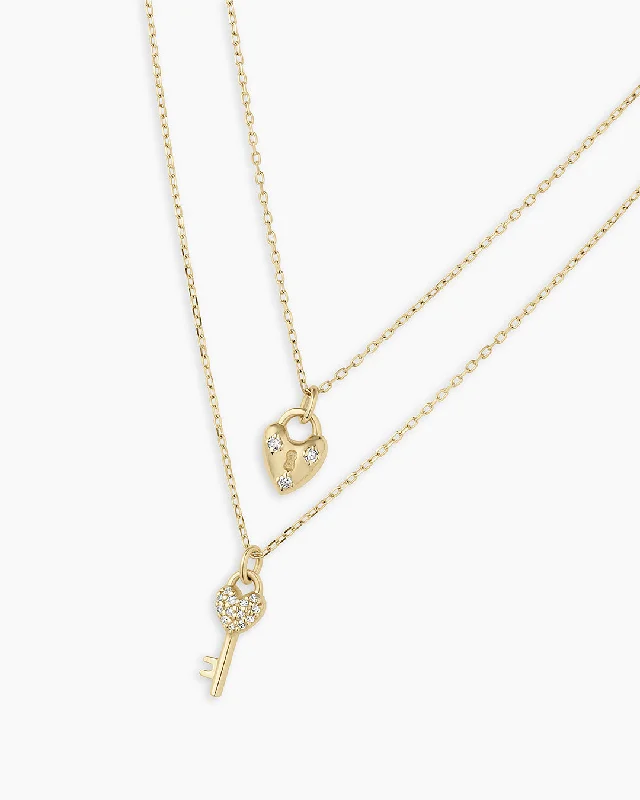 Women’s name necklaces-Diamond Bond Lock & Key Necklace Set