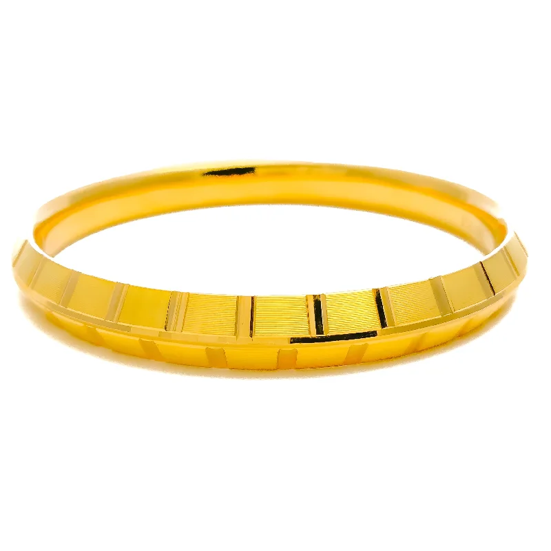 Women’s trendy bracelets-Iconic Block Pattern Men's 22k Gold Bangle