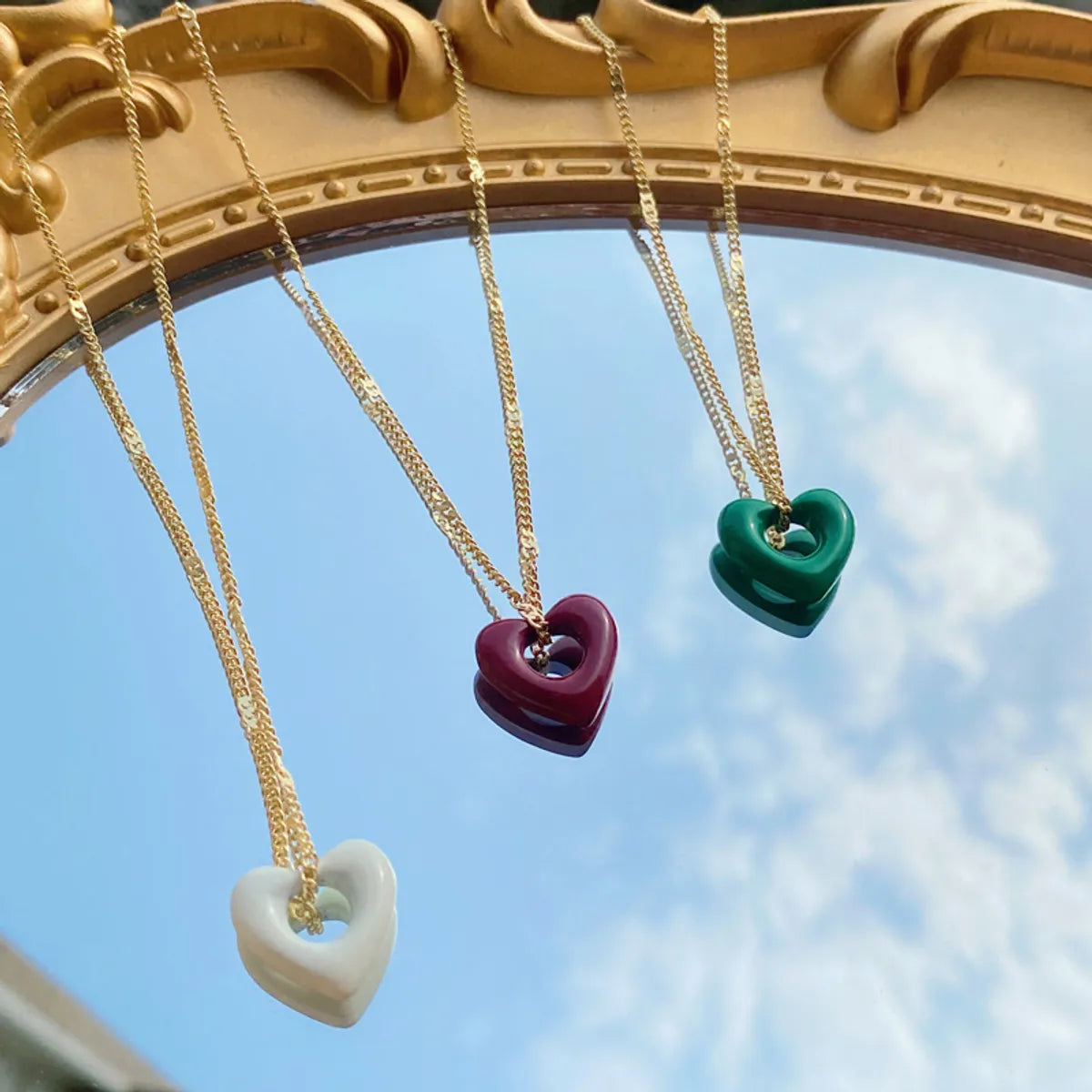 Women’s gemstone necklaces-Simple Style Heart Shape Alloy Enamel Women's Pendant Necklace