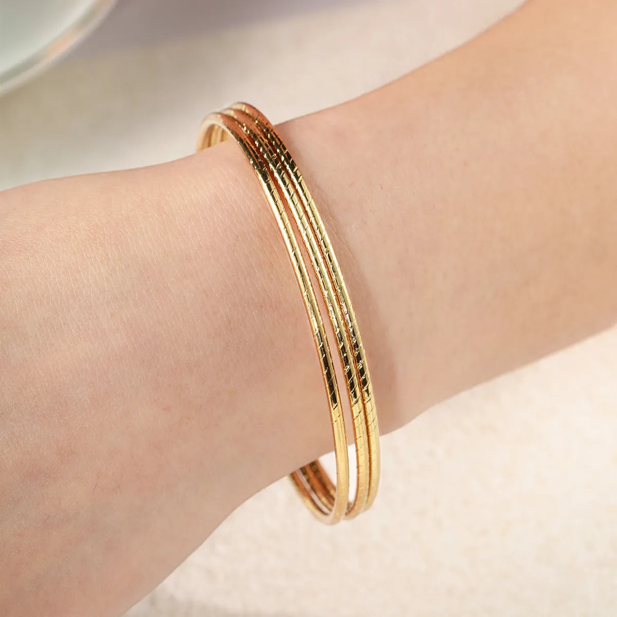 Women’s gold-plated bracelets-3 Piece Set Fashion Circle Stainless Steel Plating Bangle