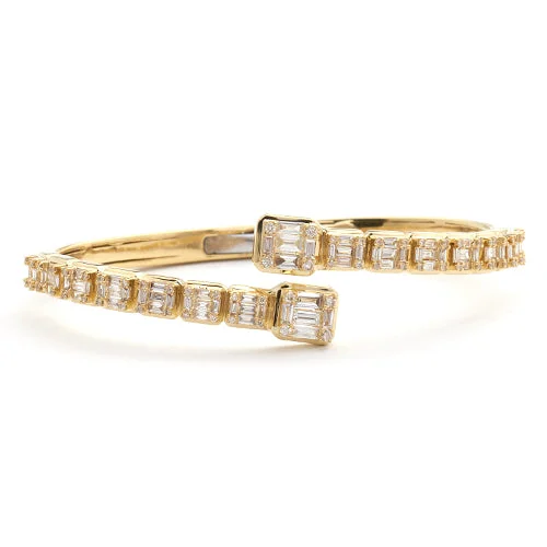 Women’s trendy bracelets-14KY 2.95CTW BAGUETTE DIAMOND TWISTED CUFF BANGLE