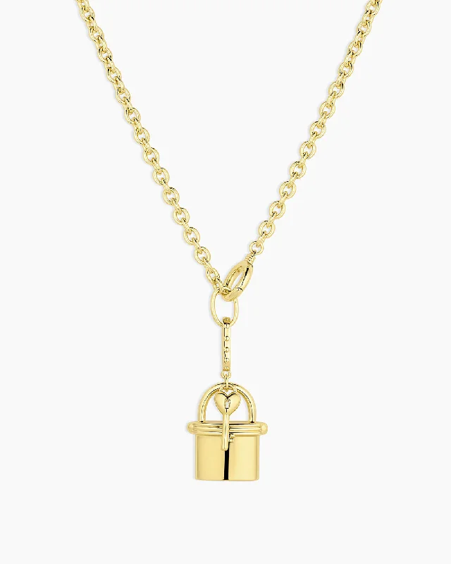 Women’s simple necklaces-Avery Love Lock Necklace