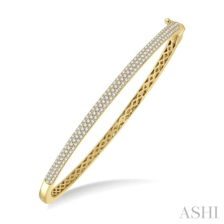 Women’s zodiac bracelets-1 Ctw Round Cut Diamond Fashion Bangle in 14K Yellow Gold