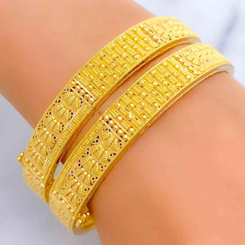 Women’s pearl bracelets-Lavish Fanned 22k Gold Checkered Bangle Pair