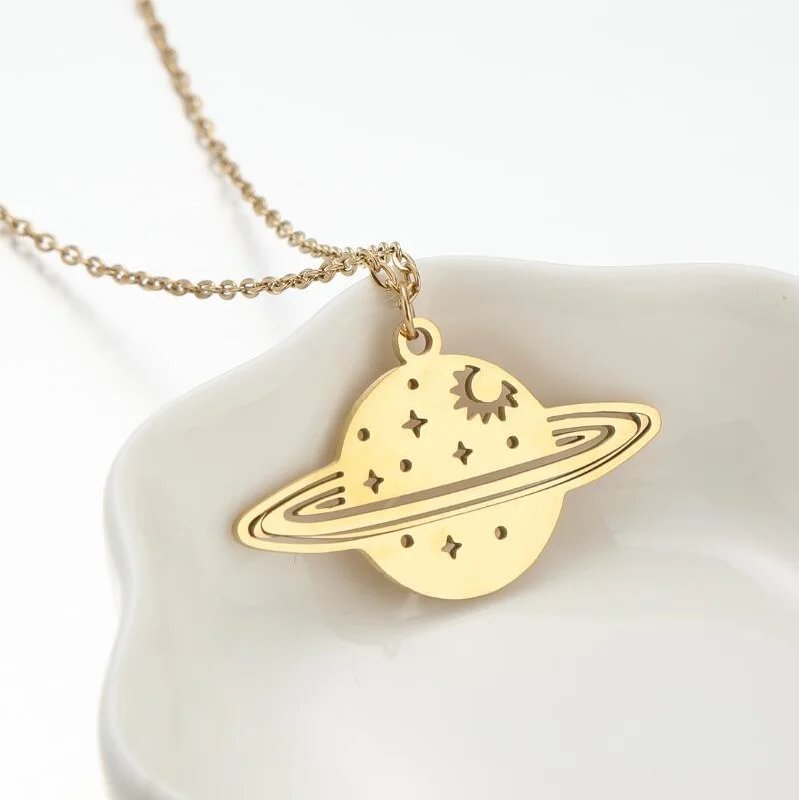 Saturn 1 Necklace Gold