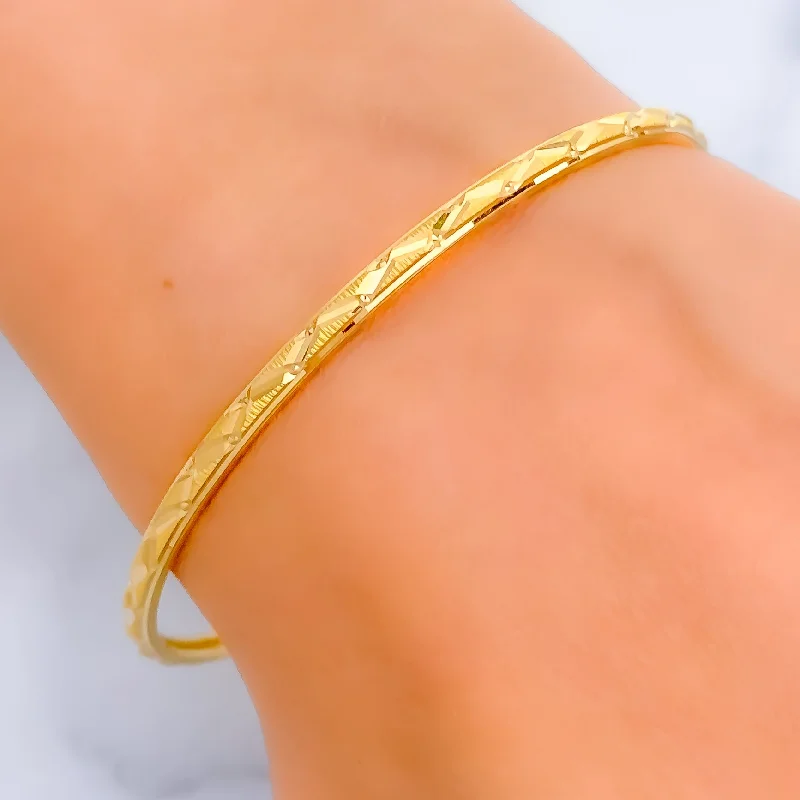 Women’s pearl bracelets-Shimmering Zig-Zag 22k Gold Bangle