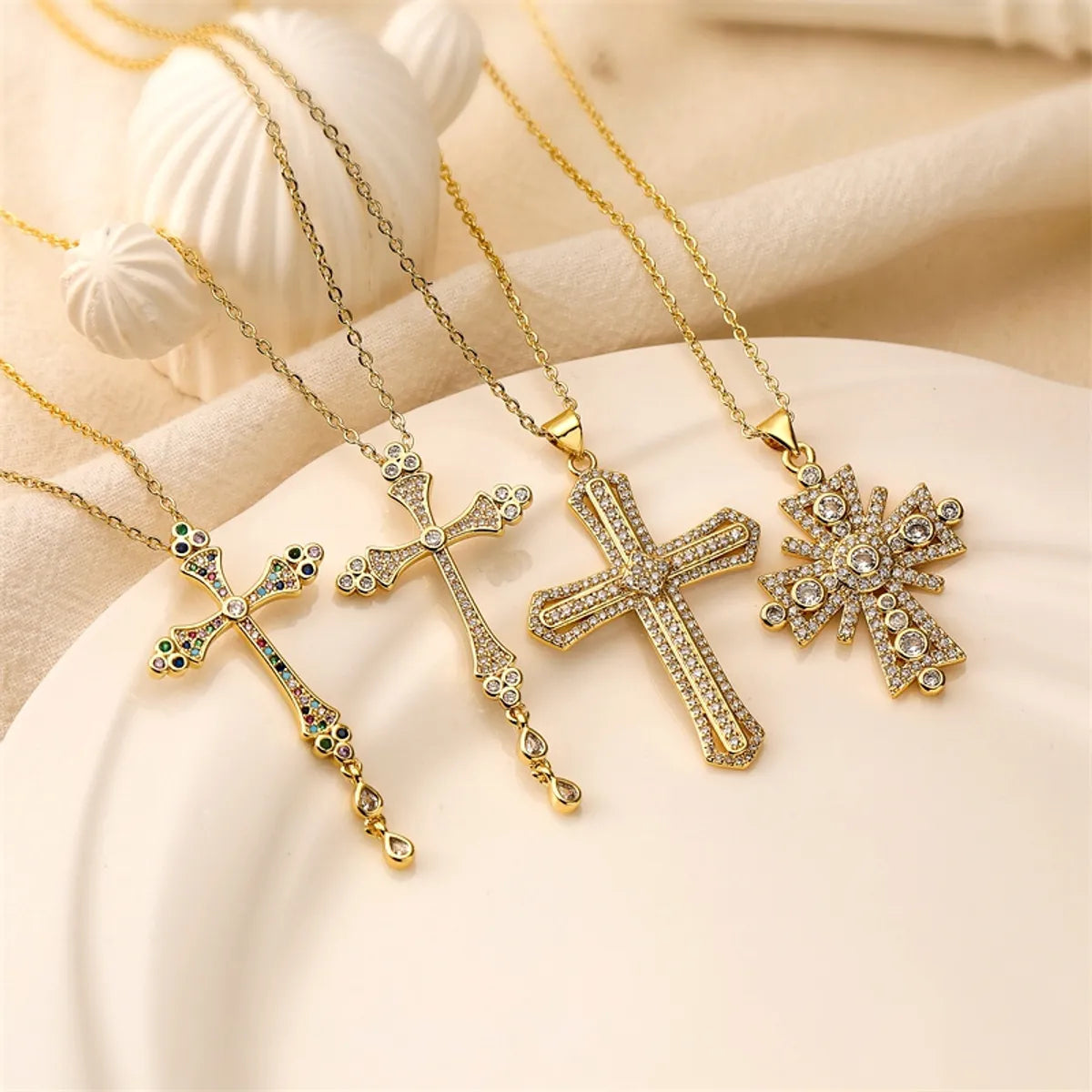 Women’s delicate gold necklaces-Ig Style Simple Style Cross Copper Plating Inlay Zircon Gold Plated Pendant Necklace