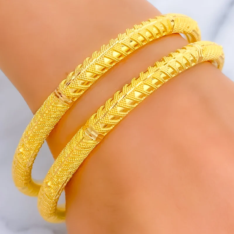 Women’s gold cuff bracelets-Classy Lavish Striped 22k Gold Bangle Pair