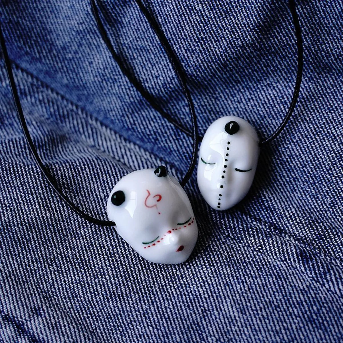 Women’s silver necklaces-1 Piece Simple Style Doll Ceramics Unisex Necklace