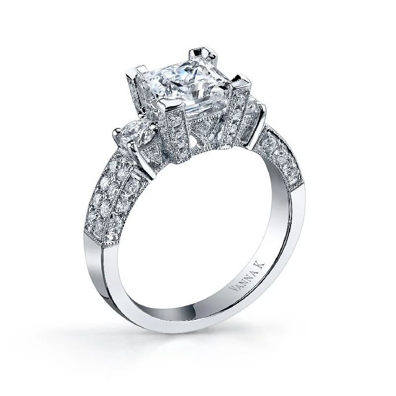 Women’s antique engagement rings-18K White Gold Diamond Engagement Ring