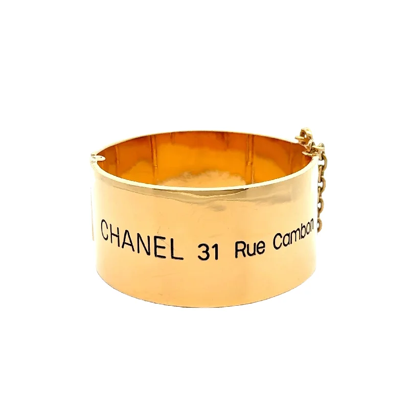 Women’s silver charm bracelets-Pre-Owned Chanel Vintage 31 Rue Cambon Bangle